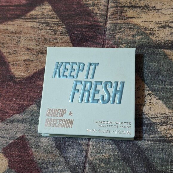 🧊🌿 Makeup Obsession Keep It Fresh Eyeshadow Palette (Swatched, Not Used) - Picture 2 of 2